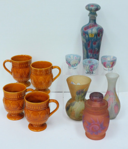 Lot 156 - Group lot vintage Ceramics & Glass inc 4 x Majolica Casa Pupo P185