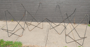 Lot 4 - 2 pairs of vintage tubular metal Butterfly Chair frames in different siz