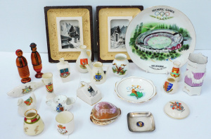 Lot 106 - Group lot of Tourist Souvenir items inc Crested Ware, Melbourne 1956 O