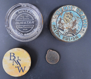 Lot 167 - 4 x Items incl Genii Brand Metal Polish Tin, Duratar Riad Binder Glass