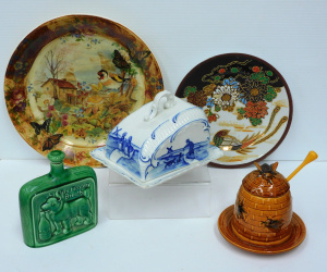 Lot 173 - Group lot Ceramics inc Blue & White cheese dome, Gilt & Enamel