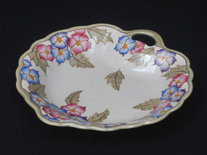 Lot 213 - Vintage c1930s Art Deco Charlotte Rhead handled Dish - Arabesque patte
