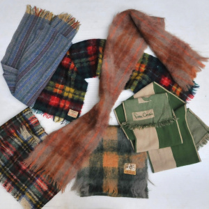 Lot 32 - Group lot vintage Scarves inc Woolen Green & Cream Pierre Cardin, B
