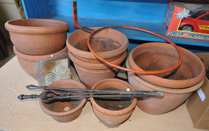 Lot 40 - 8 x Northcote Pottery terracotta pots (largest 31cm H), vintage fire to