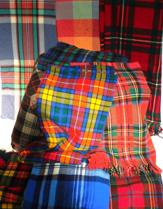 Lot 100 - Approx 10 Vintage Woollen Rugs - Travel & Picnic all fringed inc R