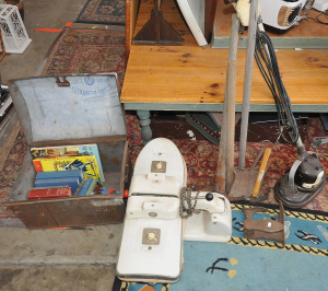 Lot 114 - Large mixed lot inc vintage tools, cast iron shoe last, Hotpoint press