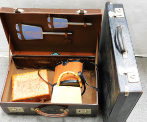 Lot 116 - Group of cases and bags inc Geregory Ladner handbag, 1930s pressed lea