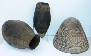 Lot 118 - 3 traditional New Guinian ceramic cooking vesselspots - tallest 46cm H