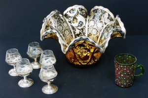 Lot 221 - Grp vintage glass- large fluted Venetian yellow silver overlay glass