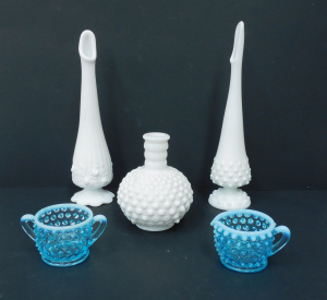 Lot 141 - 5 pces vintage Fenton Hobnail glass inc Aqua Creamer & Sugar with