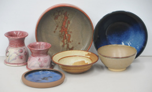 Lot 192 - Group lot - Vintage Australian Studio Pottery - Margaret Woollaston Bo