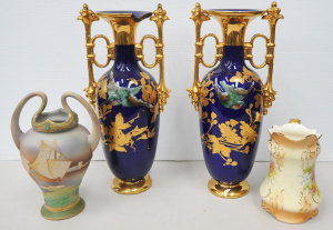 4 pces Vintage inc Pair af Blue & Gilt Urn Vases with hand painted bird 37cm