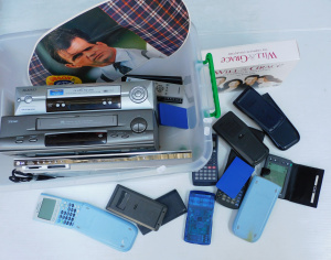 Lot 11 - Large mixed lot inc Samsung and Teac VHS players, LG DVD players, large