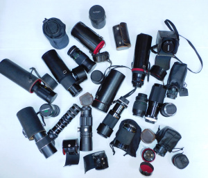 Lot 47 - Large group lot of camera lenses inc Ricoh, Hanimex, Tameron, Formula 5