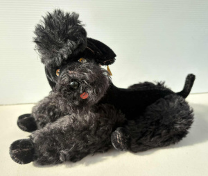 Lot 127 - Lge 1950s Steiff 'Snobby' jointed black mohair poodle toy with tag an