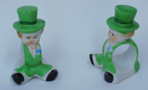 Lot 166 - Pair vintage c1930s Japanese Figural Napkin Rings - Men in Green Suits