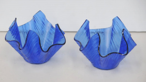 Lot 202 - Vintage pair Chance Bros England Blue Glass Handkerchief bowls 11cm H