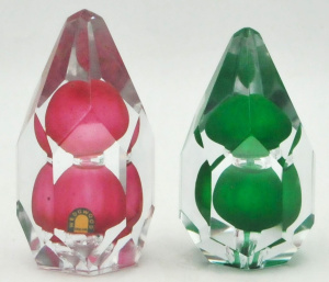 Lot 215 - 2 x vintage Wedgwood Faceted Galaxy Glass Paperweights - Green & P