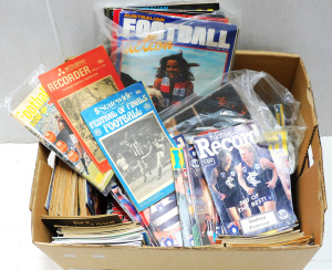 Lot 29 - Large collection of small form VFLAFL footy records, 1973 Football Clos