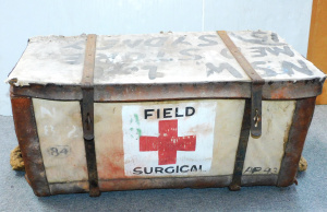 Lot 89 - WWII Field Surgical Pannier (No1 AP 1943) in cane and leather with inte