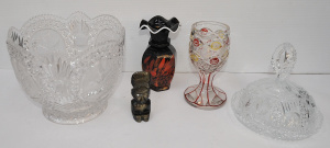 Lot 113 - Group of crystal and art glass inc substantial cut crystal bowl (23cm