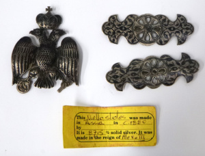 Lot 131 - Small lot of Russian metalwork inc pair of Niello slides marked 875 c1