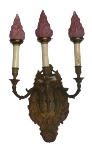 Lot 158 - Vintage French Rococo style cast brass faux candle wall light with fro