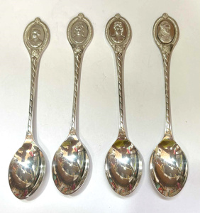 Lot 178 - Set 4 x commemorative English Queens Sterling Silver teaspoons - Victo