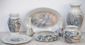 Lot 67 - 8 x Pieces of Vintage Bessemer Australian Pottery Designed by Jan Lewis