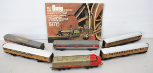 Lot 107 - Tri-Ang 00-Gauge diesel locomotive and Tri-Ang, Hornby carriages and L