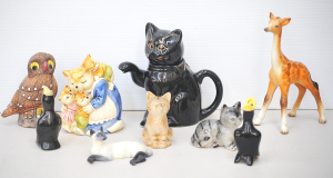 Lot 126 - Group of ceramic animal items inc black and gilt cat teapot, Beswick g
