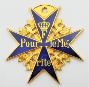 Lot 150 - Reproduction enamel WW1 German Pour Le Merite Blue Max Medal