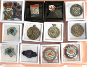 Grp vintage badges - Sunbeam's, 3DB, Swallow's Jnr, 1945 Victory Medal, Blood do