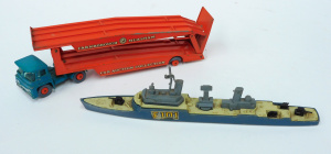 Vintage Lesney Guy Warrior Car Transport tractortrailer set (very good condidito