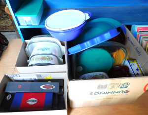 Lot 15 - 3 boxes of kitchenalia inc boxed Community Plate cutlery and others, Co