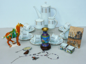 Lot 91 - Mixed Group lot inc Cloisonne Vase w carved stand, Pair oriental porcel