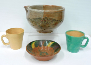 Lot 154 - Small group - Vintage Australian Studio Pottery - pair Fritz & Kat