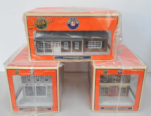 Lot 160 - 3 x boxed Lionel HO Gauge Model Railway Buildings - Lionelville - Anas