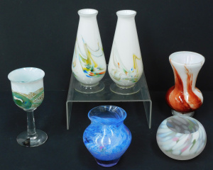 Lot 167 - Group lot Vintage Glass inc Caithness Vase Clear with blue & white