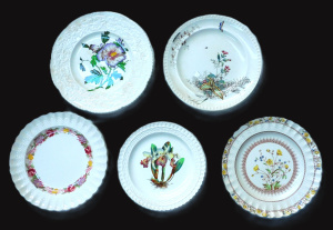 Lot 199 - 5 x Late 1800s Aesthetic Copeland Spode cabinet plates - all with flor