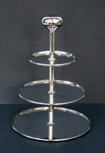 Lot 234 - Georg Jensen Heavy polished stainless steel Alfredo 3 tier cake stand