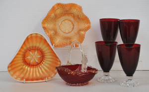 Group lot of Vintage Glass inc, Murano Basket with clear handle and gold aventur