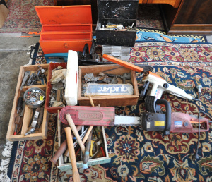 Lot 20 - Large Lot of Assorted Tools & Accessories incl 3 x Electrical Chain