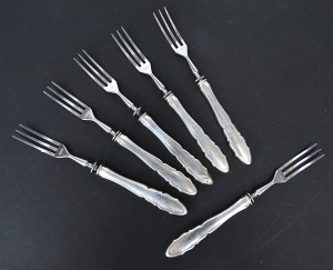 Lot 186 - Set of 6 German Nirosta 800 Silver handled Forks - Marks to handle - F