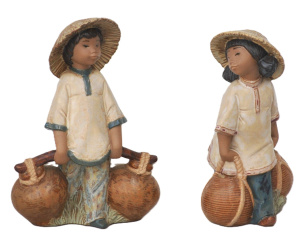 Lot 225 - 2 x vintage Lladro Spanish Gres porcelain Figures - Chinese Boy &