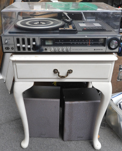 Lot 38 - Sanyo all-in-one JXT 4404K Hi Fi wturntable, cassette, radio, speakers