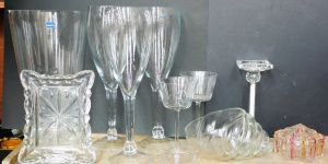 Lot 70 - Group of glass decor inc Mikasa picture frame, oversized Ardena conical