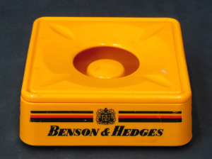 Lot 161 - Vintage Melamine 2 pce Benson & Hedges Advertising Ashtray by RE D