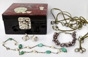 Lot 172 - Grp - small lacquer ware Box with pearl jewellery - silver earrings, s