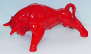 Lot 216 - Mid Century Royal Haeger Red glazed Ceramic Bull 21cm H (repair to 1
